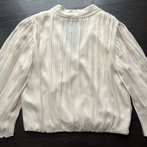Alice + Olivia Axel Cross Front Top 100% Silk Pleated Sleeves Blouse Champagne M - Picture 10 of 16